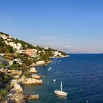 Lara By Interhome Omiš